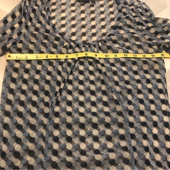 2 for $25. MEXX Sheer Three Quarter Length Sleeve Top Large - Picture 9 of 9
